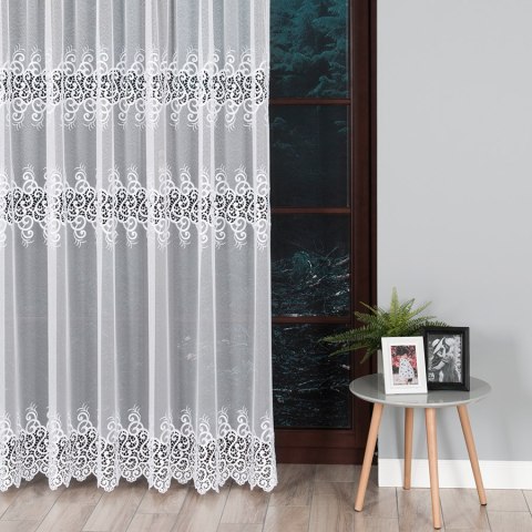 Firanka z aplikacją na markizecie 122391 wysokość 250 cm kolor biały Firanka z aplikacją na markizecie 122391 wysokość 250 cm kolor biały