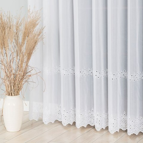 Firanka haftowana ze wzorem pasowym, wysokość 280cm, kolor 001 biały 112746/000/001/000280/1 Firanka haftowana ze wzorem pasowym, wysokość 280cm, kolor 001 biały 112746/000/001/000280/1