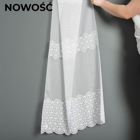Firanka haftowana 713313 wysokość 250 cm kolor biały Firanka haftowana 713313 wysokość 250 cm kolor biały