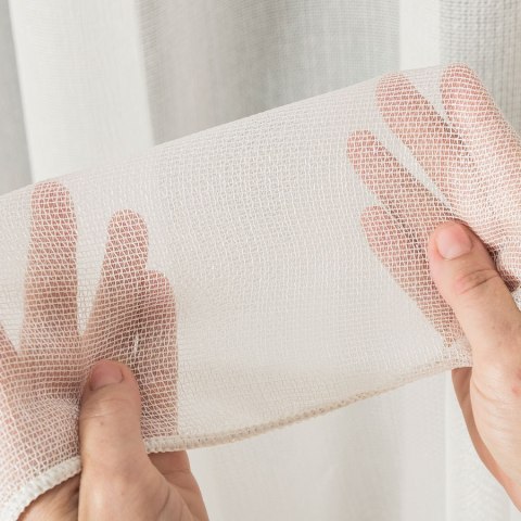 Firanka fantazyjna z ołowianką, wysokość 330cm, kolor 111 offwhite z błyskiem 000639/OLO/111/000330/1 Firanka fantazyjna z ołowianką, wysokość 330cm, kolor 111 offwhite z błyskiem 000639/OLO/111/000330/1