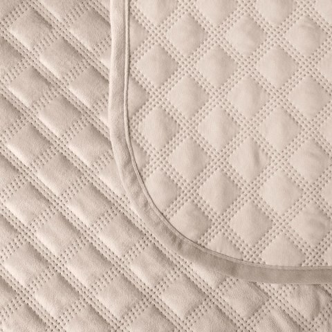 VELVI Narzuta dekoracyjna, rozmiar 220x240cm, kolor 015 ciemny kremowy VELVI0/NAP/015/220240/1 VELVI Narzuta dekoracyjna, rozmiar 220x240cm, kolor 015 ciemny kremowy VELVI0/NAP/015/220240/1