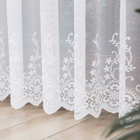Firanka żakardowa ze wzorem pasowym, wysokość 250cm, kolor 001 biały 054852/000/001/000250/1