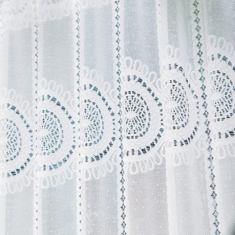 Zazdrostka żakardowa ze wzorem pasowym, wysokość 70cm, kolor 001 biały 107835/000/001/000070/1 Zazdrostka żakardowa ze wzorem pasowym, wysokość 70cm, kolor 001 biały 107835/000/001/000070/1
