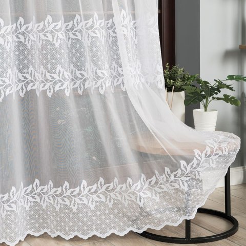 Firanka haftowana, wysokość 250cm, kolor 001 biały 127136/768/001/000250/1 Firanka haftowana, wysokość 250cm, kolor 001 biały 127136/768/001/000250/1