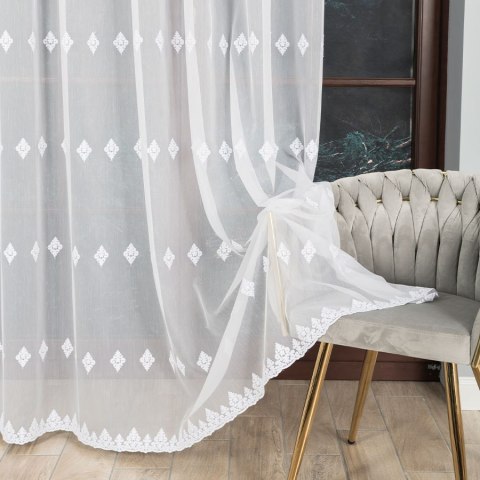 Firanka haftowana ze wzorem po całości, wysokość 280cm, kolor 001 biały 127151/768/001/000280/1 Firanka haftowana ze wzorem po całości, wysokość 280cm, kolor 001 biały 127151/768/001/000280/1