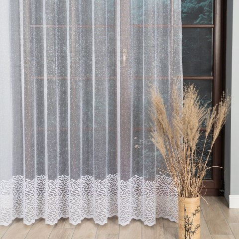 Firanka żakardowa ze wzorem na samym dole, wysokość 250cm, kolor 001 biały z błyskiem 628149/000/001/000250/1 Firanka żakardowa ze wzorem na samym dole, wysokość 250cm, kolor 001 biały z błyskiem 628149/000/001/000250/1