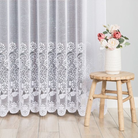 Firanka żakardowa ze wzorem pasowym, wysokość 250cm, kolor 001 biały 638085/000/001/000250/1 Firanka żakardowa ze wzorem pasowym, wysokość 250cm, kolor 001 biały 638085/000/001/000250/1