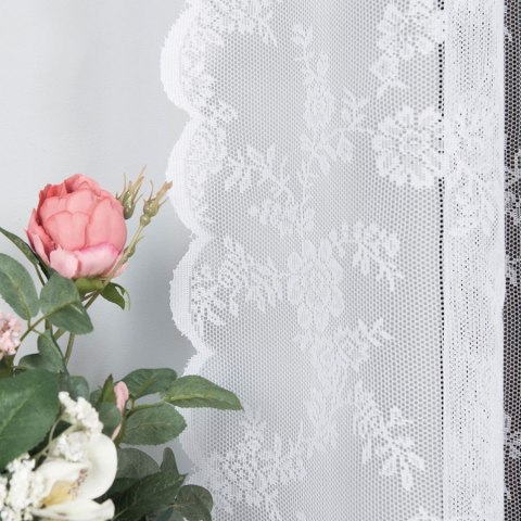 Firanka żakardowa ze wzorem po całości, obustronnie wykończona, szerokość 150cm, kolor 001 biały 090375/111/001/000150/1 Firanka żakardowa ze wzorem po całości, obustronnie wykończona, szerokość 150cm, kolor 001 biały 090375/111/001/000150/1