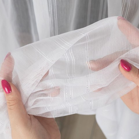 017784 Firana gotowa na taśmie z obciążnikiem, szerokość 420 x wysokość 250, kolor 020 biały ze srebrną nitką 017784/FGT/020/420 017784 Firana gotowa na taśmie z obciążnikiem, szerokość 420 x wysokość 250, kolor 020 biały ze srebrną nitką 017784/FGT/020/420