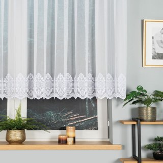 Firanka haftowana ze wzorem na samym dole, wysokość 120cm, kolor 001 biały 127102/768/001/000120/1