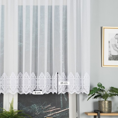 Firanka haftowana ze wzorem na samym dole, wysokość 120cm, kolor 001 biały 127102/768/001/000120/1 Firanka haftowana ze wzorem na samym dole, wysokość 120cm, kolor 001 biały 127102/768/001/000120/1