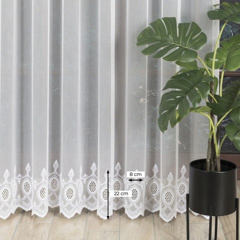 Firanka haftowana ze wzorem na samym dole, wysokość 280cm, kolor 003 123946/768/003/000280/1 Firanka haftowana ze wzorem na samym dole, wysokość 280cm, kolor 003 123946/768/003/000280/1