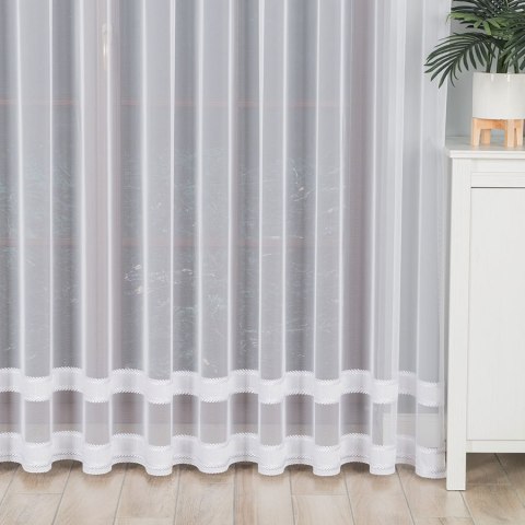 Firanka haftowana na greckim tiulu ze wzorem pasowym, wysokość 310cm, kolor 001 biały FH0008/885/001/000310/1 Firanka haftowana na greckim tiulu ze wzorem pasowym, wysokość 310cm, kolor 001 biały FH0008/885/001/000310/1