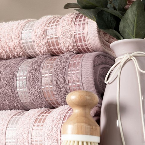 LUXURY Ręcznik, 50x90cm, kolor 109 liliowy LUXURY/RB0/109/050090/1 LUXURY Ręcznik, 50x90cm, kolor 109 liliowy LUXURY/RB0/109/050090/1