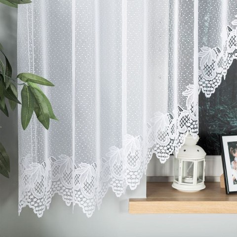 ELŻBIETA Firanka żakardowa odpasowana ze wzorem pasowym, szerokość 530 x wysokość 160cm, kolor 001 biały 004164/FOL/001/000163/1 ELŻBIETA Firanka żakardowa odpasowana ze wzorem pasowym, szerokość 530 x wysokość 160cm, kolor 001 biały 004164/FOL/001/000163/1