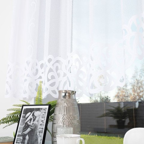 HERMINA Firanka żakardowa odpasowana, szerokość 400 x wysokość 150cm, kolor 001 biały 019314/FOL/001/000152/1 HERMINA Firanka żakardowa odpasowana, szerokość 400 x wysokość 150cm, kolor 001 biały 019314/FOL/001/000152/1