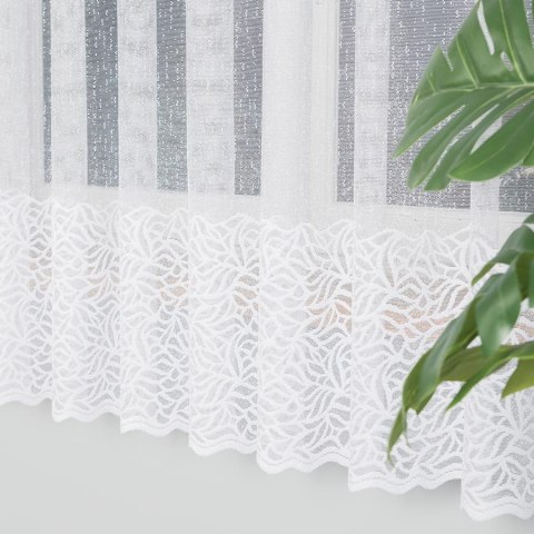 Firanka żakardowa ze wzorem na samym dole, wysokość 180cm, kolor 001 biały z błyskiem 628149/000/001/000180/1 Firanka żakardowa ze wzorem na samym dole, wysokość 180cm, kolor 001 biały z błyskiem 628149/000/001/000180/1