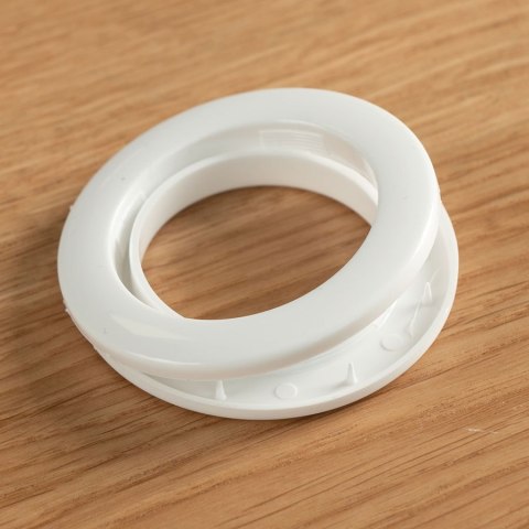 Przelotka plastikowa Uniwersalna, 10szt.,śr wew 35,5mm zewn. 57,5mm, kolor biały 010 PRZELO/PLA/010/004004/1 Przelotka plastikowa Uniwersalna, 10szt.,śr wew 35,5mm zewn. 57,5mm, kolor biały 010 PRZELO/PLA/010/004004/1