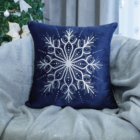 Poszewka dekoracyjna METALICZNA VELVET 40x40 cm kolor granatowy ze srebrnym zdobieniem Poszewka dekoracyjna METALICZNA VELVET 40x40 cm kolor granatowy ze srebrnym zdobieniem