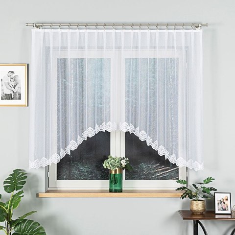ŻAKLINA Firanka żakardowa odpasowana ze wzorem na samym dole, szerokość 300 x wysokość 140cm, kolor 001 biały 023405/FOL/001/000