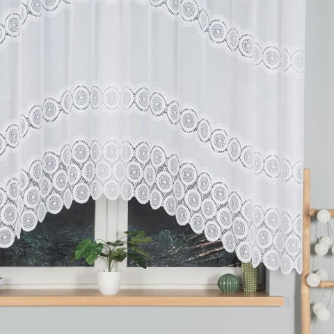 Firanka żakardowa odpasowana ze wzorem pasowym, szerokość 250 x wysokość 160cm, kolor 001 biały 107835/FOL/001/000161/1 Firanka żakardowa odpasowana ze wzorem pasowym, szerokość 250 x wysokość 160cm, kolor 001 biały 107835/FOL/001/000161/1