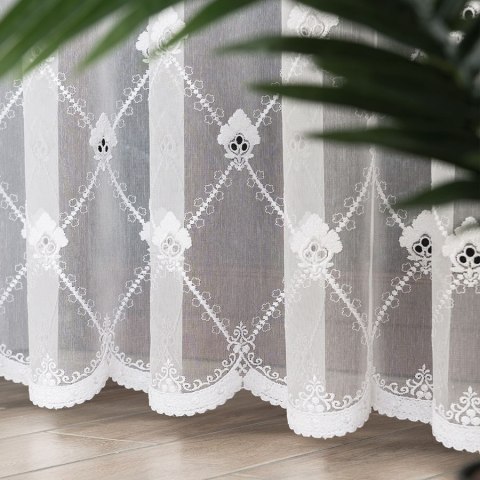 Firanka haftowana 034558 wysokość 280 cm kolor biały