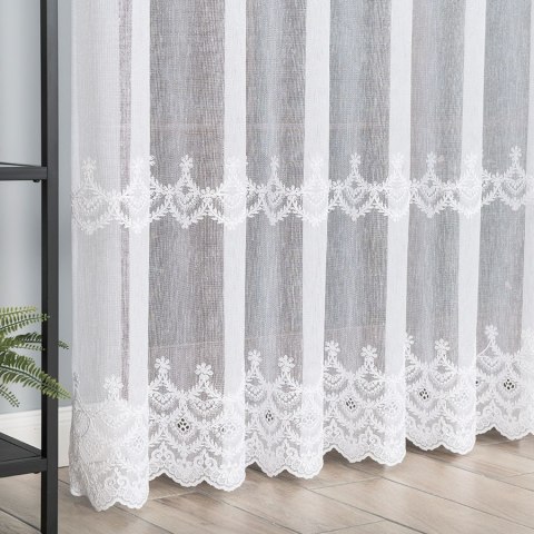 Firanka haftowana 112756 wysokość 280 cm kolor biały Firanka haftowana 112756 wysokość 280 cm kolor biały