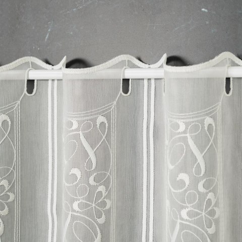 Zazdrostka haftowana panelowa 033550 wysokość 90 cm kolor kremowy Zazdrostka haftowana panelowa 033550 wysokość 90 cm kolor kremowy