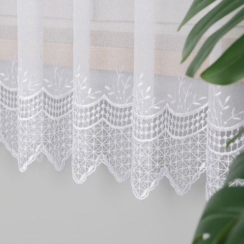 Firanka z aplikacją na markizecie ze wzorem pasowym, wysokość 175cm, kolor 001 biały 112901/433/001/000175/1