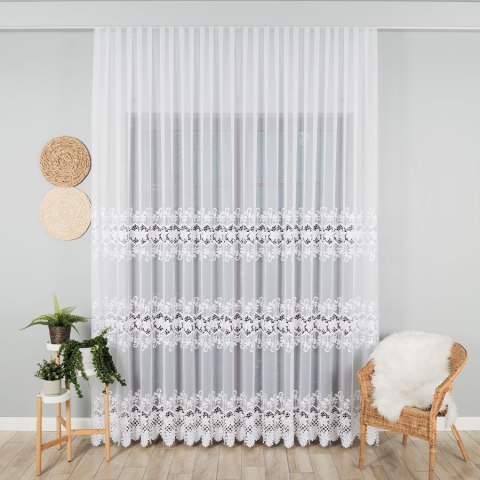 Firanka z aplikacją na markizecie ze wzorem pasowym, wysokość 280cm, kolor 001 biały 122469/433/001/000280/1 Firanka z aplikacją na markizecie ze wzorem pasowym, wysokość 280cm, kolor 001 biały 122469/433/001/000280/1