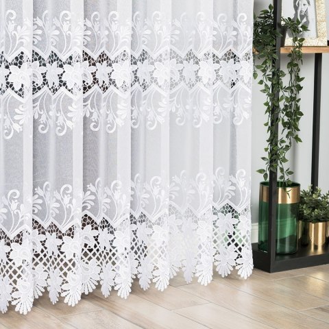 Firanka z aplikacją na markizecie ze wzorem pasowym, wysokość 280cm, kolor 001 biały 122469/433/001/000280/1 Firanka z aplikacją na markizecie ze wzorem pasowym, wysokość 280cm, kolor 001 biały 122469/433/001/000280/1