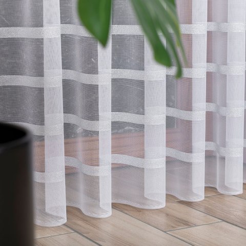 HALINA Firanka żakardowa gotowa, szerokość 300 x wysokość 250cm, kolor 001 biały ze srebrnym lurexem 000383/FBP/003/300250/1 HALINA Firanka żakardowa gotowa, szerokość 300 x wysokość 250cm, kolor 001 biały ze srebrnym lurexem 000383/FBP/003/300250/1