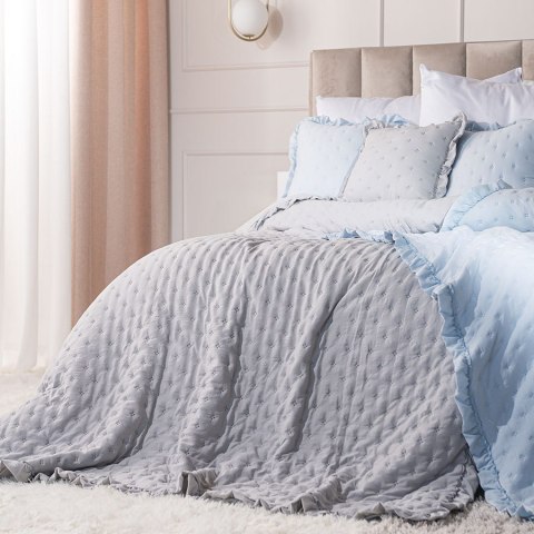 WERONA Narzuta dekoracyjna z falbaną w kropki, 220x240cm, kolor 001 szary WERONA/NAP/001/220240/1 WERONA Narzuta dekoracyjna z falbaną w kropki, 220x240cm, kolor 001 szary WERONA/NAP/001/220240/1