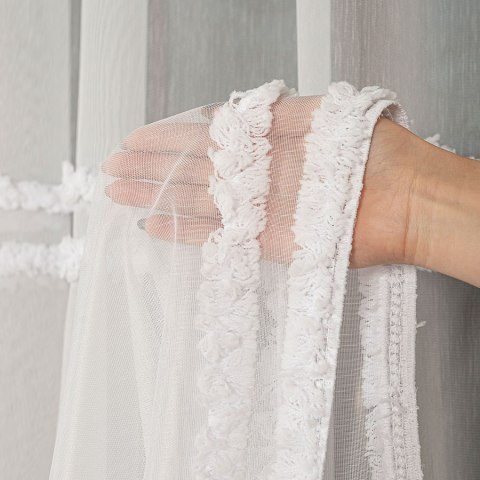 Firanka haftowana ze wzorem pasowym, wysokość 300cm, kolor 001 biały 083616/768/001/000300/1