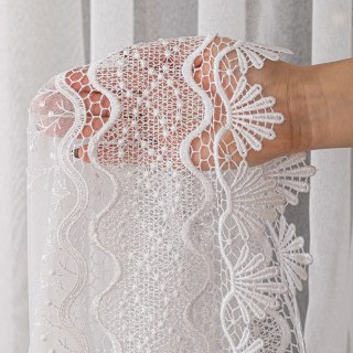 Firanka z aplikacją na markizecie ze wzorem pasowym, wysokość 180cm, kolor 001 biały 081445/433/001/000180/1