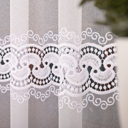 Firanka z aplikacją na markizecie 009397 wysokość 175 cm kolor biały