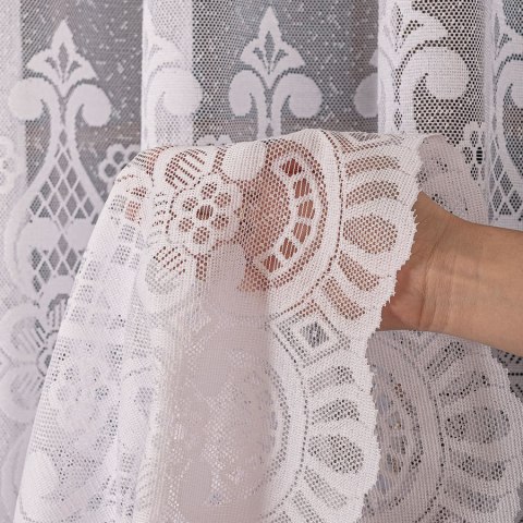 Firanka żakardowa ze wzorem pasowym, wysokość 160cm, kolor 001 biały 360940/000/001/000160/1 Firanka żakardowa ze wzorem pasowym, wysokość 160cm, kolor 001 biały 360940/000/001/000160/1