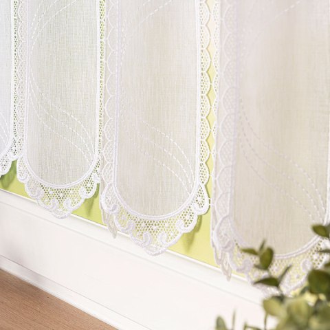 Zazdrostka haftowana panelowa na batyście, wysokość 70cm, kolor 001 biały 097651/388/001/000070/1 Zazdrostka haftowana panelowa na batyście, wysokość 70cm, kolor 001 biały 097651/388/001/000070/1