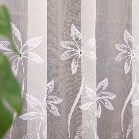 Firanka haftowana ze wzorem na samym dole, wysokość 280cm, kolor 001 biały 242779/768/001/000280/1 Firanka haftowana ze wzorem na samym dole, wysokość 280cm, kolor 001 biały 242779/768/001/000280/1
