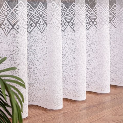 Firanka żakardowa ze wzorem pasowym, wysokość 250cm, kolor 001 biały 107292/000/001/000250/1 Firanka żakardowa ze wzorem pasowym, wysokość 250cm, kolor 001 biały 107292/000/001/000250/1