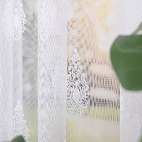 Firanka żakardowa ze wzorem po całości, wysokość 160cm, kolor 001 biały 224001/000/001/000160/1 Firanka żakardowa ze wzorem po całości, wysokość 160cm, kolor 001 biały 224001/000/001/000160/1