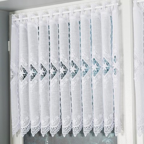 Zazdrostka z aplikacją, wysokość 60cm, kolor 001 biały 015590/000/001/000060/1 Zazdrostka z aplikacją, wysokość 60cm, kolor 001 biały 015590/000/001/000060/1