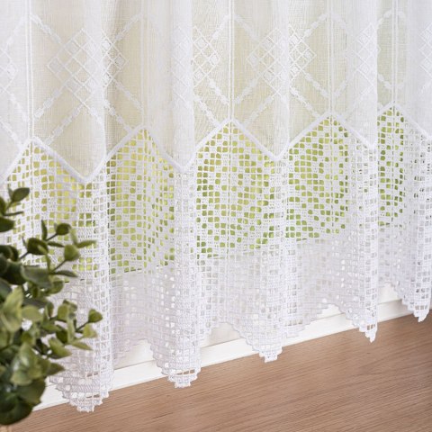 Zazdrostka haftowana na batyście, wysokość 70cm, kolor 001 biały 012873/420/001/000070/1 Zazdrostka haftowana na batyście, wysokość 70cm, kolor 001 biały 012873/420/001/000070/1