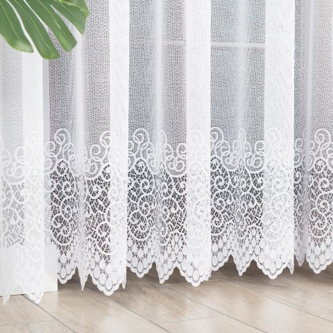 VIOLETTA Firanka żakardowa gotowa, szerokość 300 x wysokość 250cm, kolor 001 biały 001539/FBL/001/300250/1 VIOLETTA Firanka żakardowa gotowa, szerokość 300 x wysokość 250cm, kolor 001 biały 001539/FBL/001/300250/1