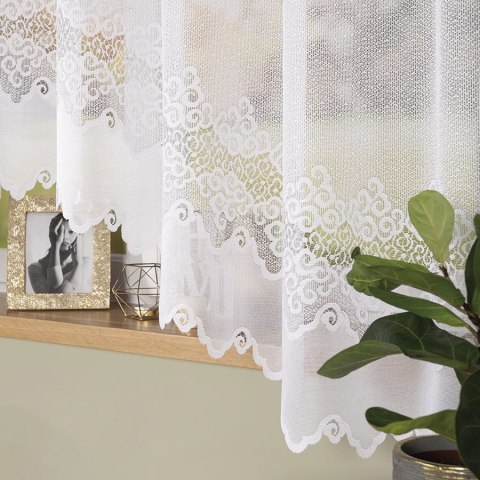MODESTA Firanka żakardowa gotowa, szerokość 300 x wysokość 180cm, kolor 001 biały 017173/FBL/001/300180/1 MODESTA Firanka żakardowa gotowa, szerokość 300 x wysokość 180cm, kolor 001 biały 017173/FBL/001/300180/1