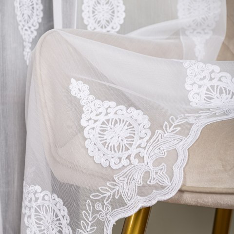 Firanka haftowana pasowa, wysokość 285cm, kolor 001 biały FH0030/768/001/000285/1