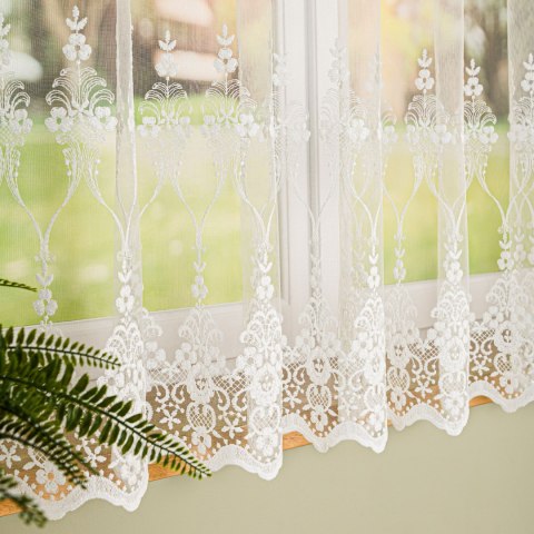 Firanka haftowana z samym dołem, wysokość 170cm, kolor 010 offwhite FH0036/020/010/000170/1