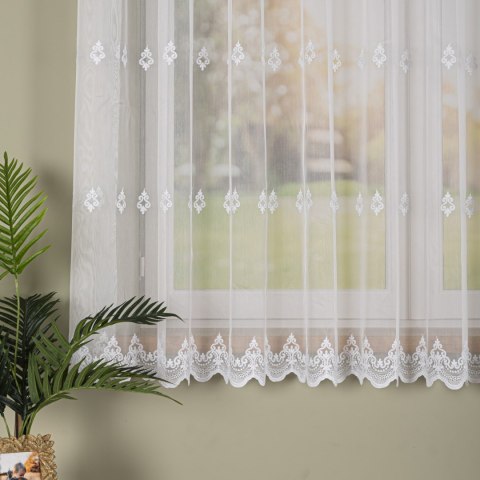 Firanka haftowana pasowa, wysokość 170cm, kolor 001 biały FH0040/768/001/000170/1