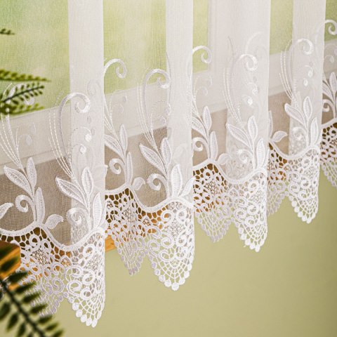 Firanka z aplikacją na markizecie ze wzorem pasowym, wysokość 160cm, kolor 001 biały 122467/433/001/000160/1