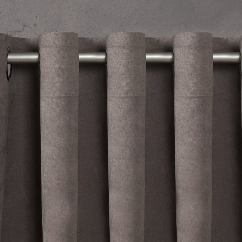 Taśma usztywniająca z klejem pod przelotki m. dowolne 12.100.000.3.1 TASMAM/T18/000/010000/1